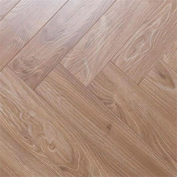 Ламинат HESSEN FLOOR  Grand Evolution Ироко L1002 600х100х12мм ФАСКА С6200